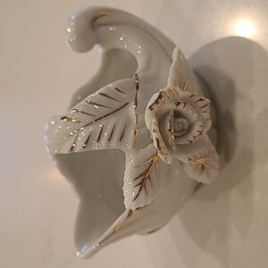 Vintage Antique Ceramic Gold and White Basket/ Ring Holder.